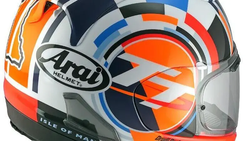 Natale 2024. 9 dicembre, un'idea regalo al giorno per motociclisti: Arai