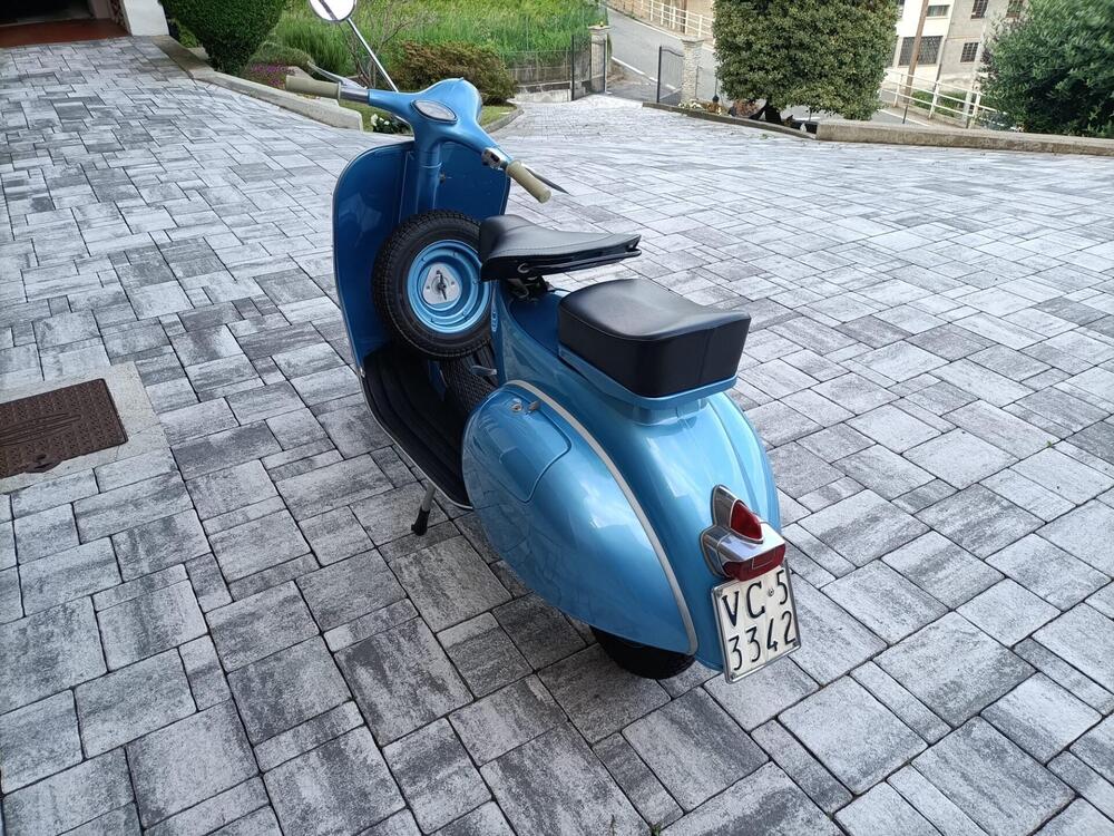 Piaggio vespa 150 (3)