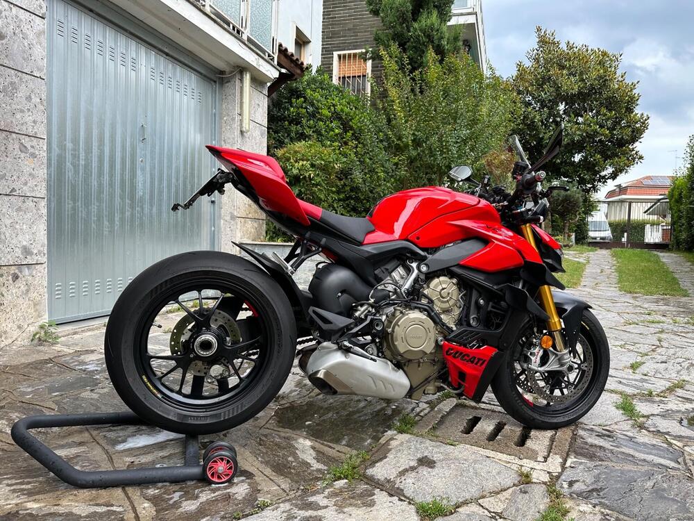 Ducati Streetfighter V4 S (2023 - 24) (2)