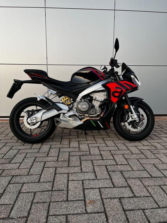 Aprilia Tuono 660 Factory (2022 - 24) (2)