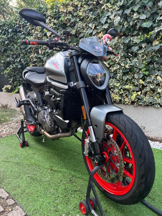 Ducati Monster 937 + (2021 - 24) (3)