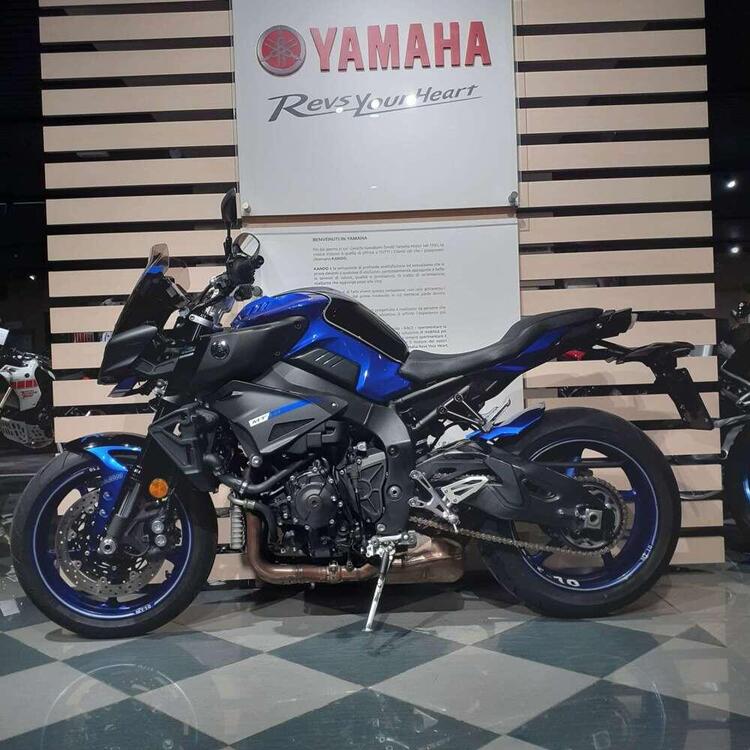 Yamaha MT-10 (2017 - 20) (2)