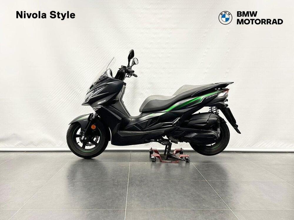 Kawasaki J 300 (2017 - 21) (5)