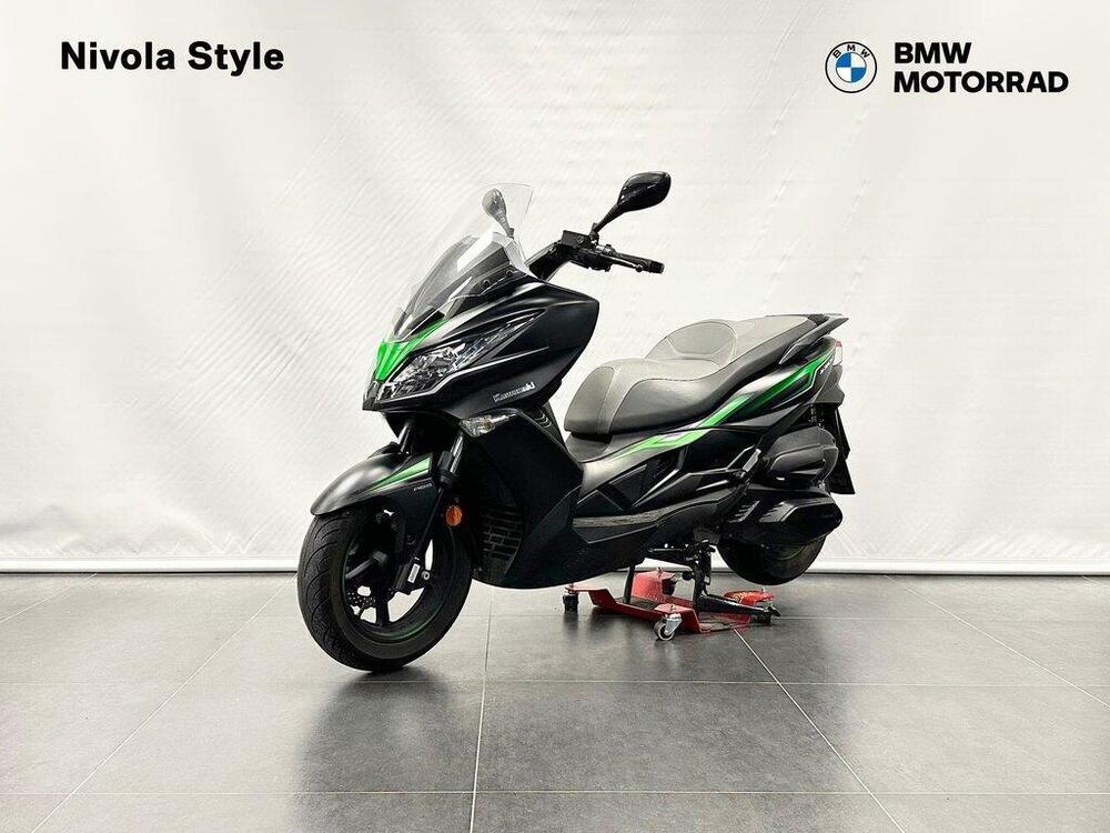 Kawasaki J 300 (2017 - 21) (4)