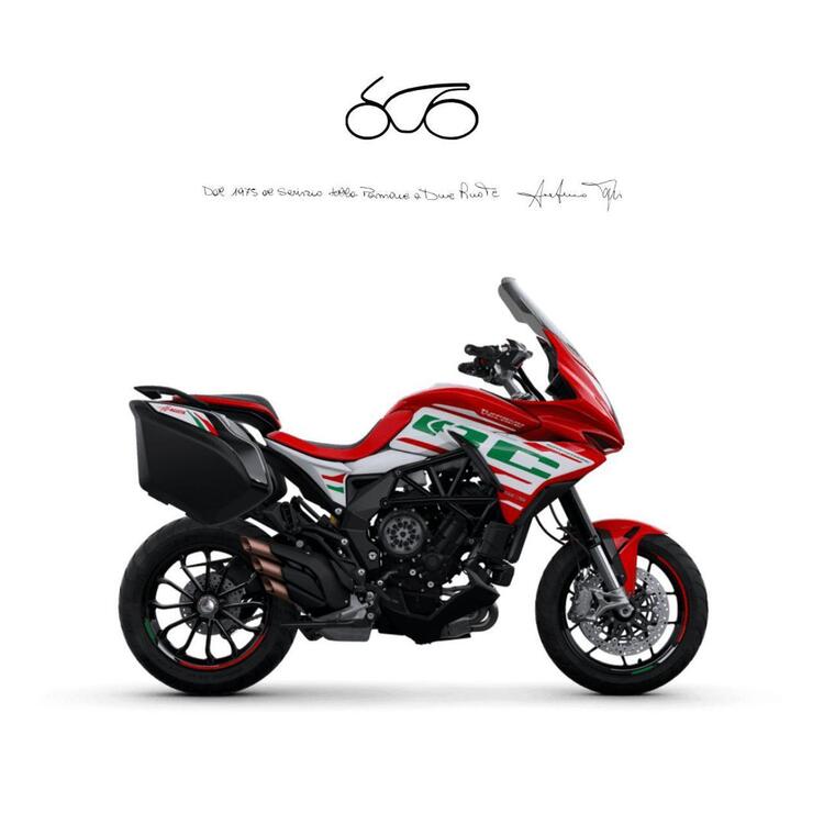 MV Agusta Turismo Veloce 800 RC SCS (2022 - 24)