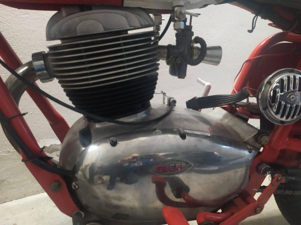 Gilera Super rossa 150 (5)