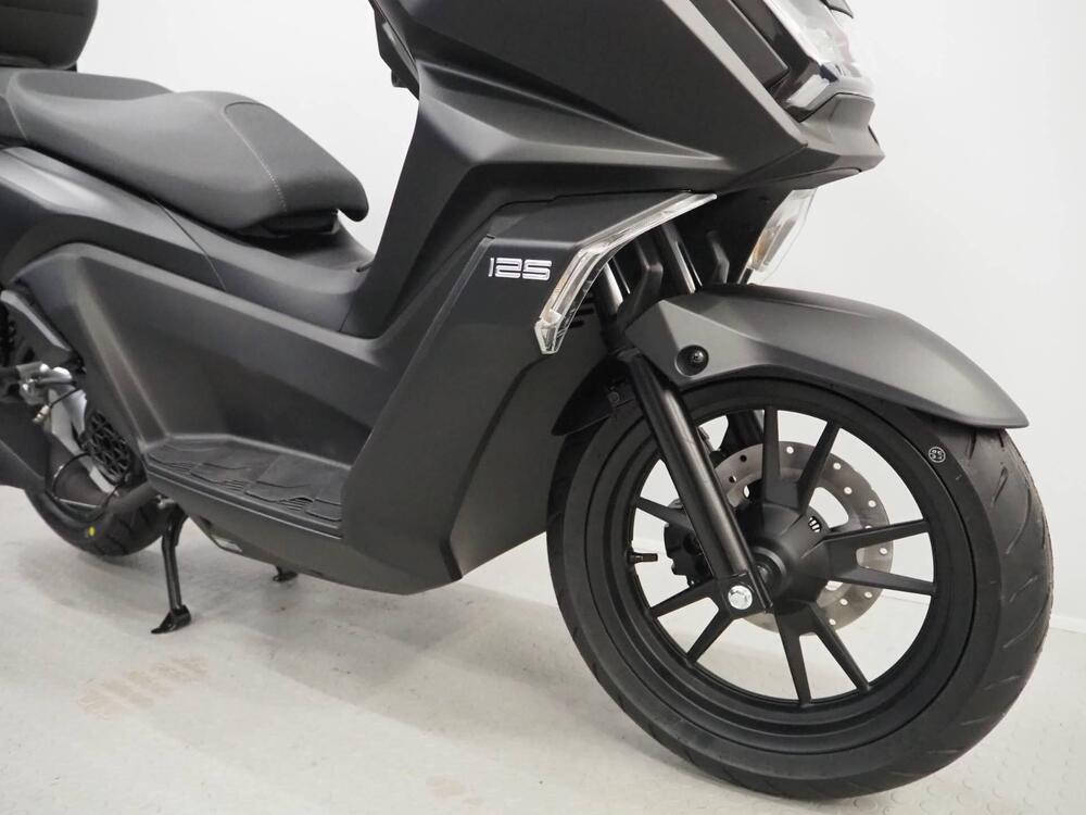 Kymco Skytown 125i (2024) (3)