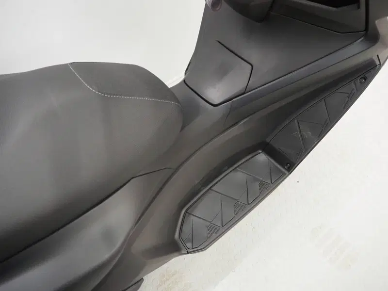 Kymco Skytown 125i (2024 - 26) (4)