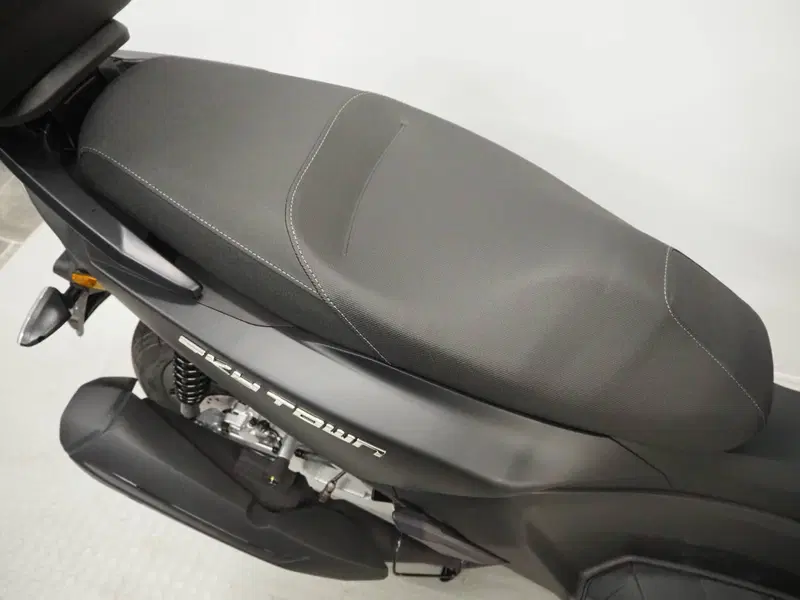 Kymco Skytown 125i (2024 - 26) (5)