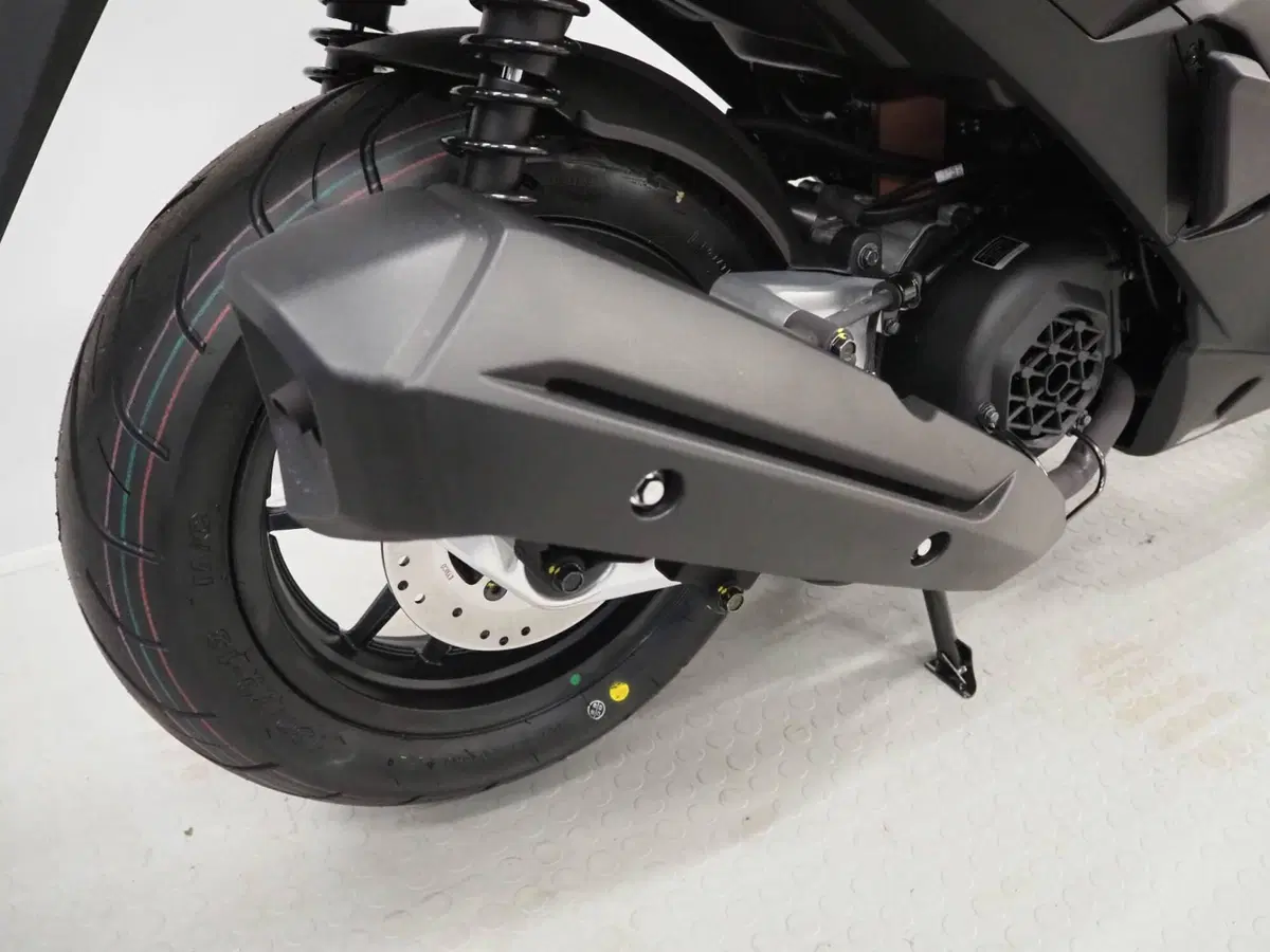 Kymco Skytown 125i (2024 - 26) (8)