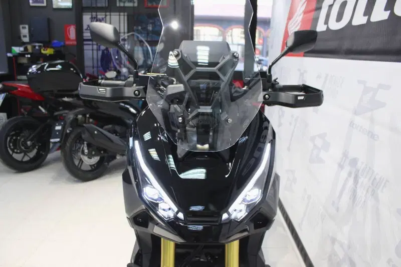 Honda X-ADV 750 (2025 - 26) (4)