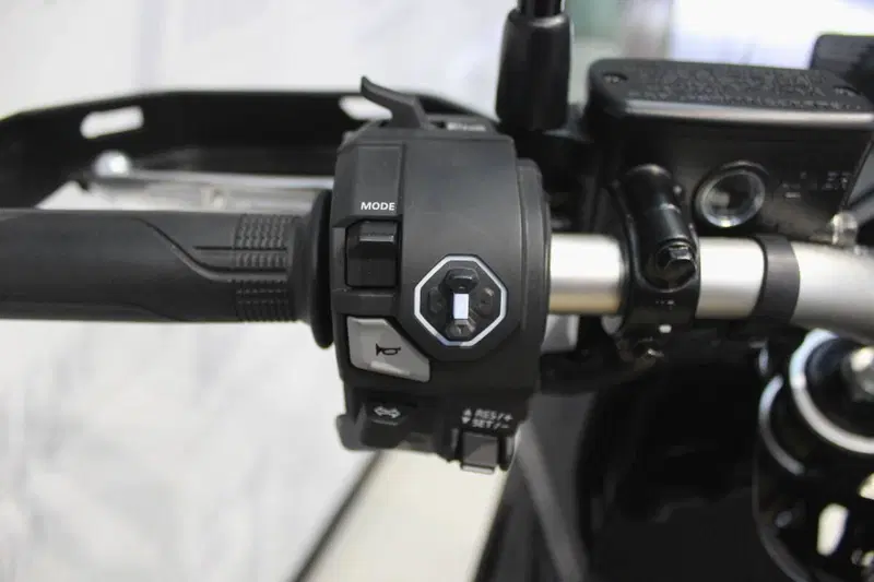 Honda X-ADV 750 (2025 - 26) (7)