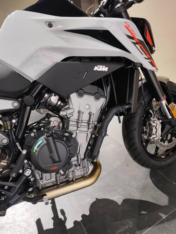 KTM 790 Duke L (2023 - 24) (4)