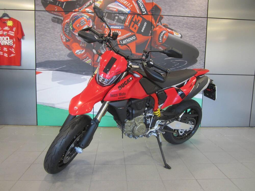 Ducati Hypermotard 698 Mono (2024) (2)