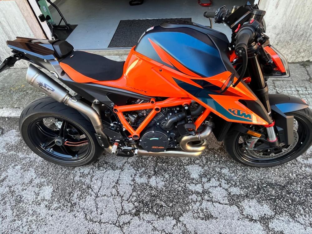 KTM 1290 Super Duke R (2022 - 23) (2)