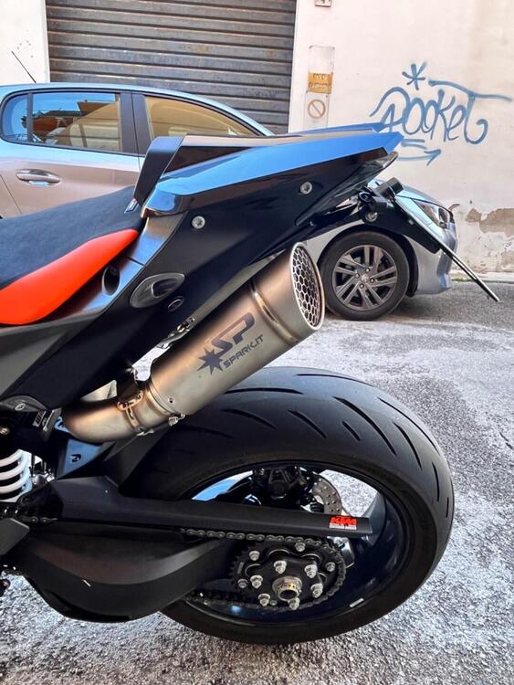 KTM 1290 Super Duke R (2022 - 23) (3)