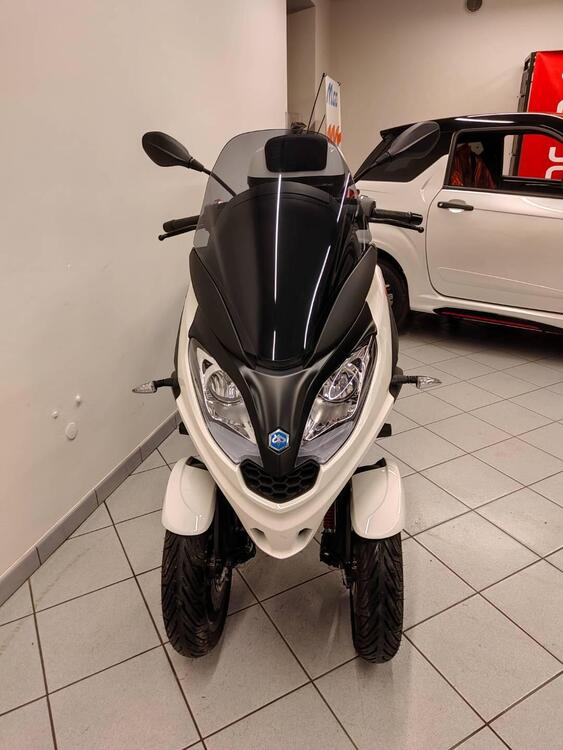 Piaggio MP3 300 Sport ABS Hpe (2021 - 24) (4)