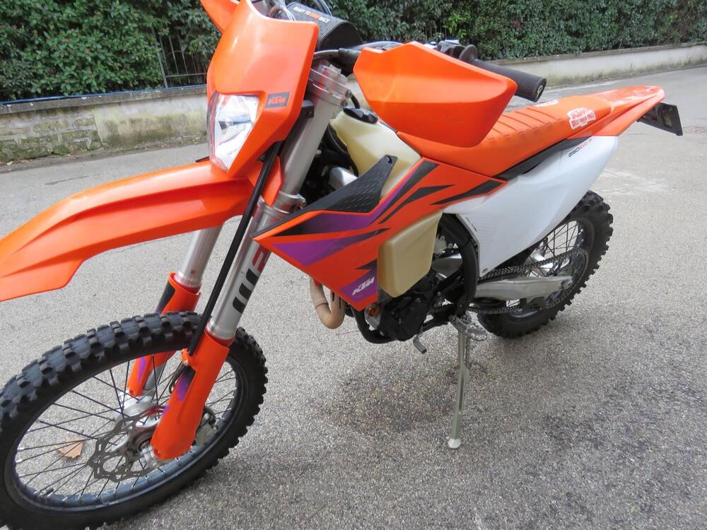 KTM 250 EXC-F (2024) (4)