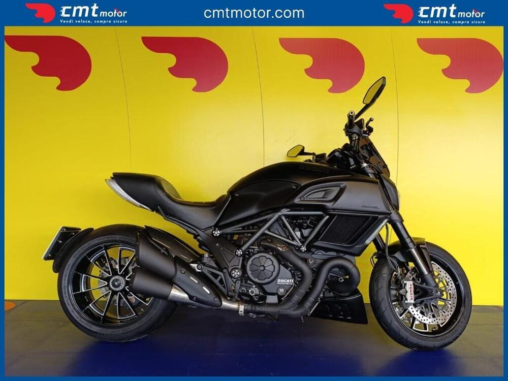 Ducati Diavel 1200 Dark (2012 - 13)