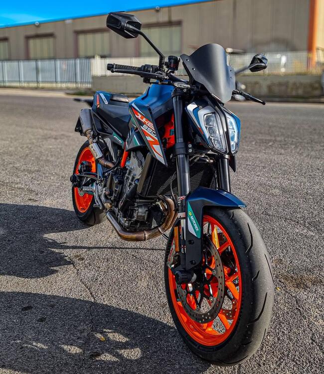 KTM 890 Duke R (2022 - 23) (2)