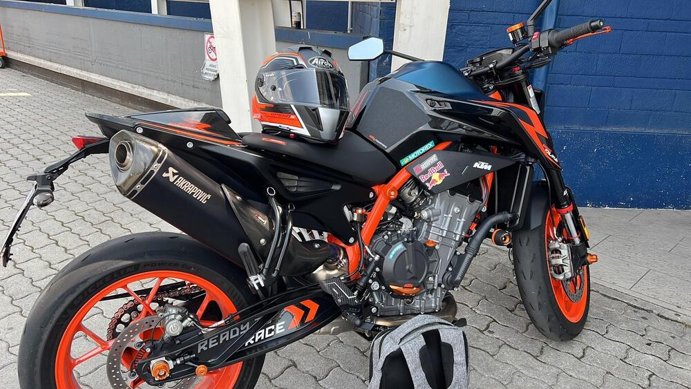 KTM 890 Duke R (2022 - 23)