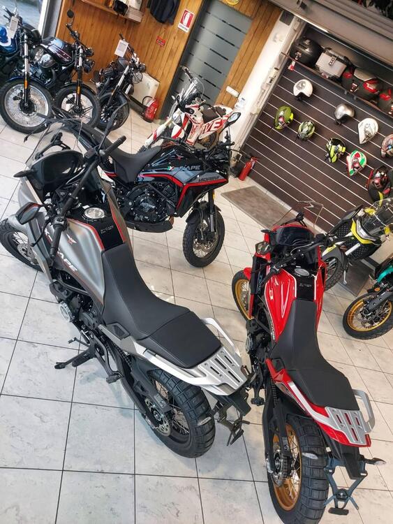 Moto Morini X-Cape 650 (2021 - 24) (3)