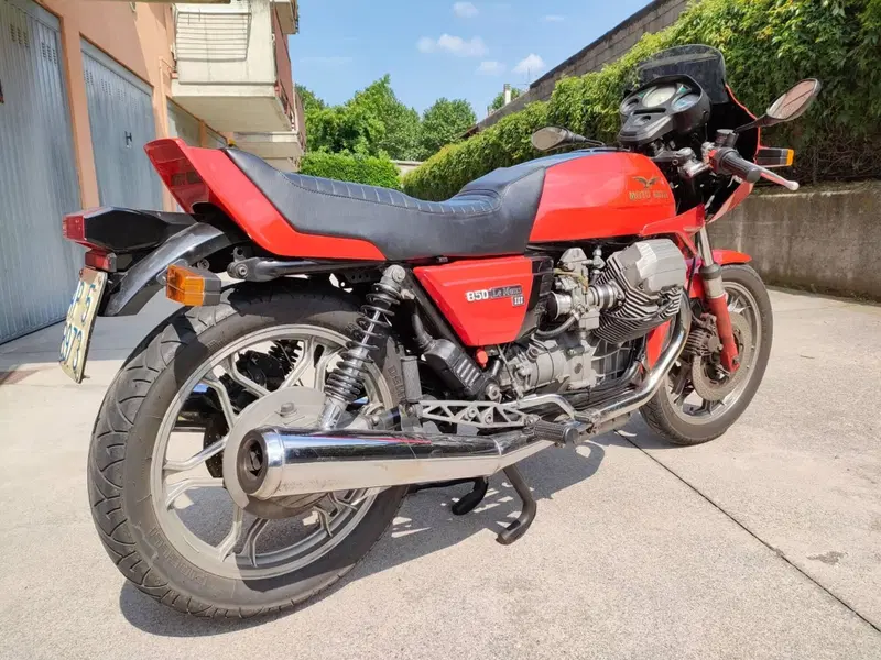 Moto Guzzi Le mans 3 (4)