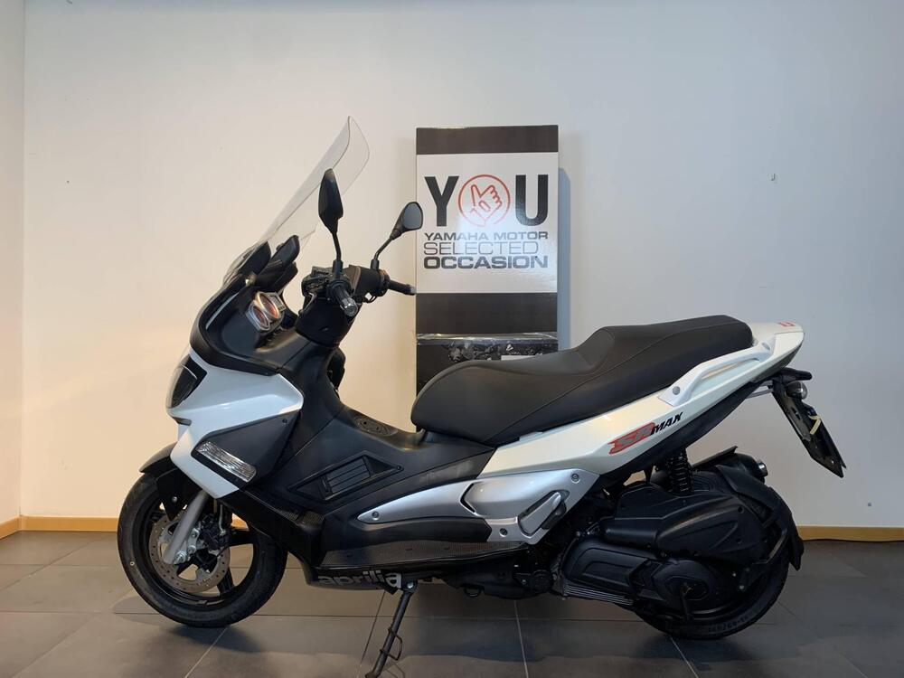 Aprilia SR Max 125 (2011 - 14) 