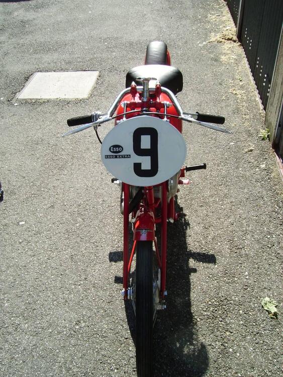 C.M. CM 125 corsa (3)