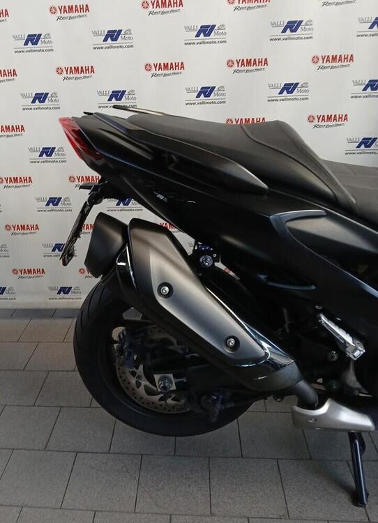 Yamaha T-Max 560 Tech Max (2020) (5)