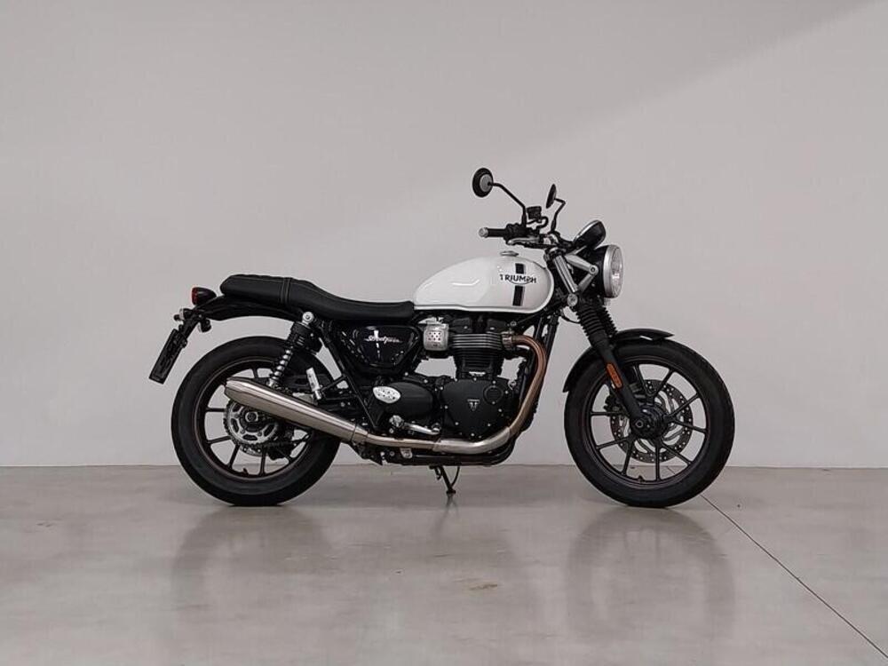 Triumph Street Twin 900 (2017 - 18)