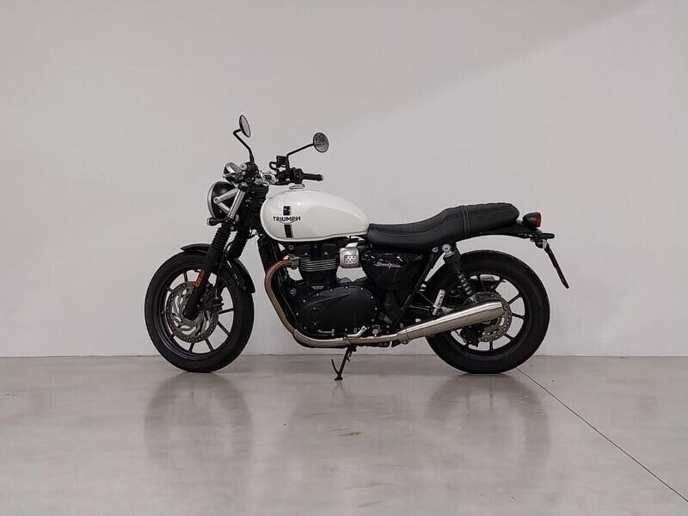 Triumph Street Twin 900 (2017 - 18) (2)