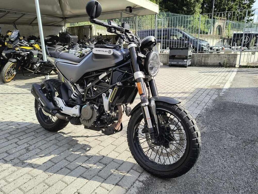 Husqvarna Svartpilen 125 (2021 - 23) (4)