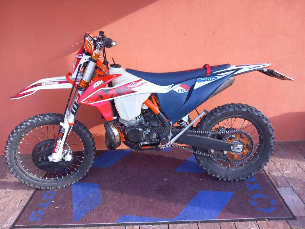 KTM 250 EXC TPI Six Days (2023) (2)