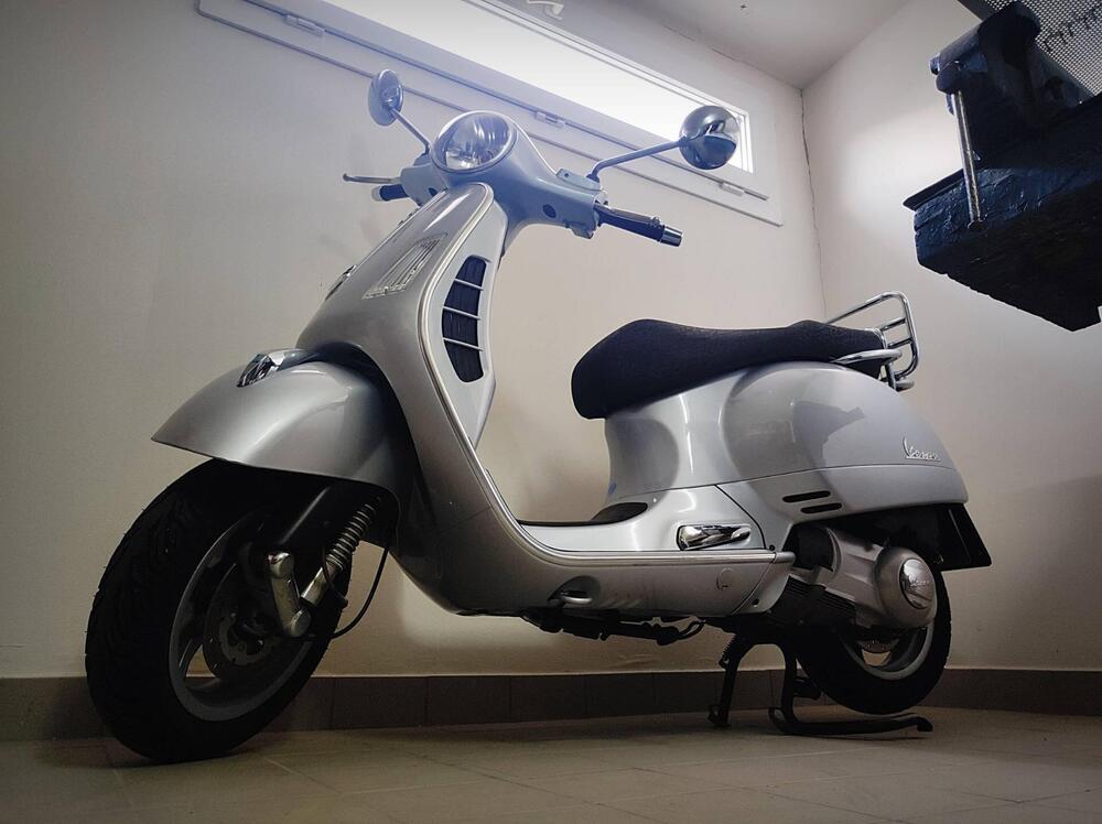 Vespa GTS 250 i.e.