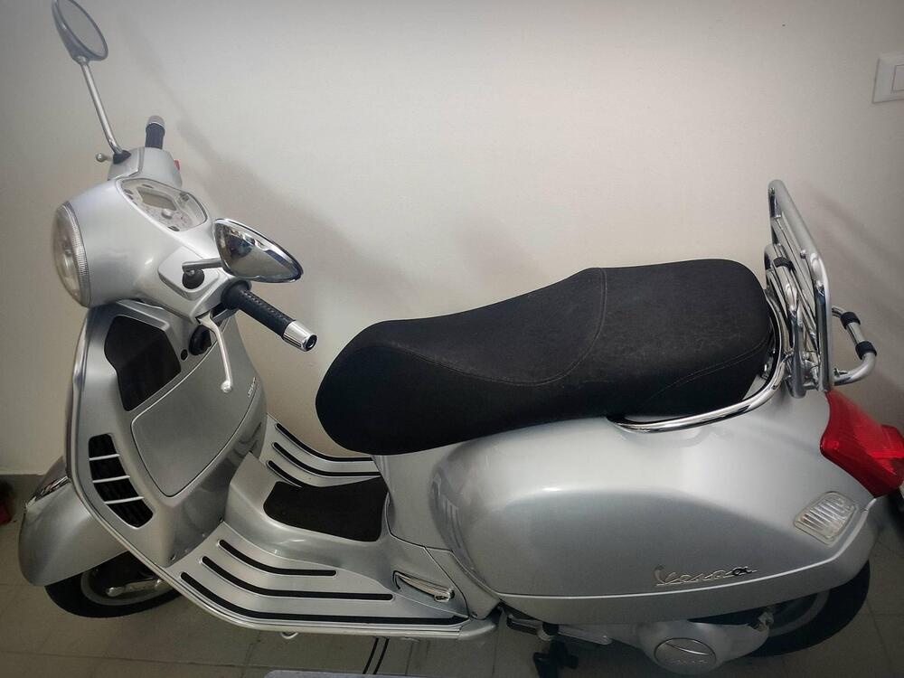 Vespa GTS 250 i.e. (3)