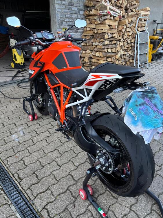 KTM 1290 Super Duke R ABS (2014 - 16) (2)