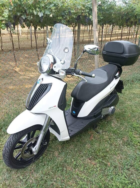 Piaggio Carnaby Cruiser 300 (2008 - 13) (4)