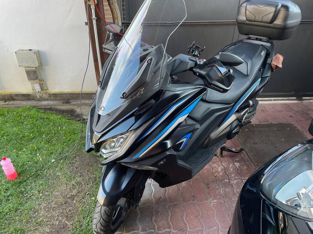 Kymco AK 550 ETS (2021 - 24) (2)