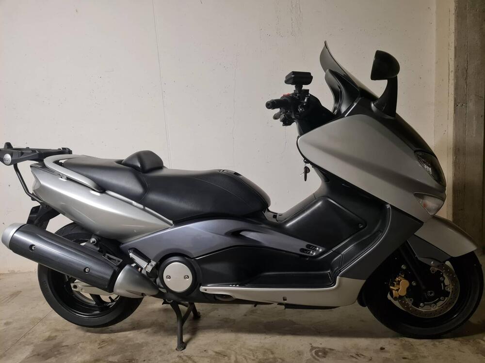 Yamaha T-Max 500 (2004 - 07) (3)