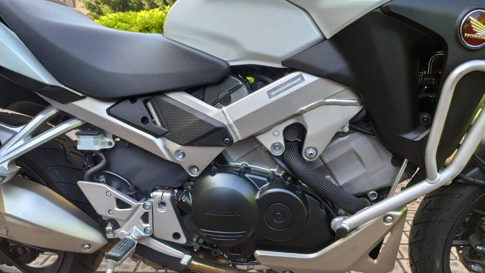 Honda Crossrunner Travel Edition ABS (2015 - 16) (4)