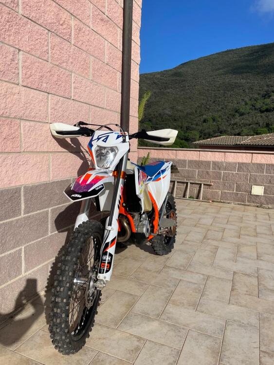 KTM 350 EXC-F Six Days (2022) (4)