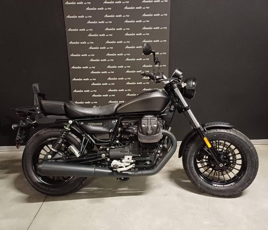 Moto Guzzi V9 Bobber (2018 - 20)