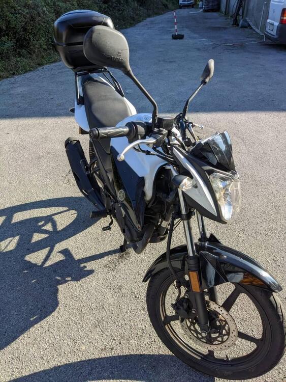 Yamaha YS 125 (2017 - 20) (2)