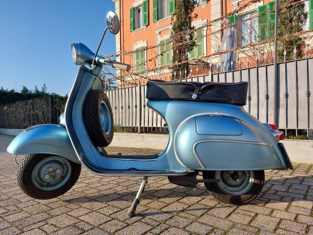 Piaggio Vespa 150 anno 1962 Vbb1t (2)