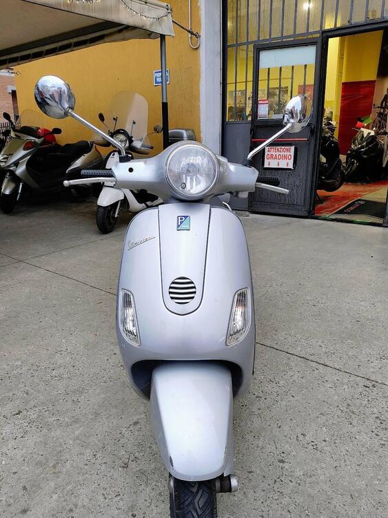 Vespa LX 50 (2005 - 08) (2)