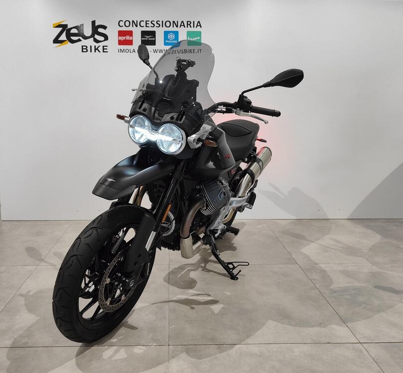 Moto Guzzi V85 Strada (2024) (3)