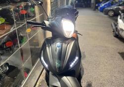 Piaggio Beverly 350 SportTouring ie ABS (2011 - 17) usata