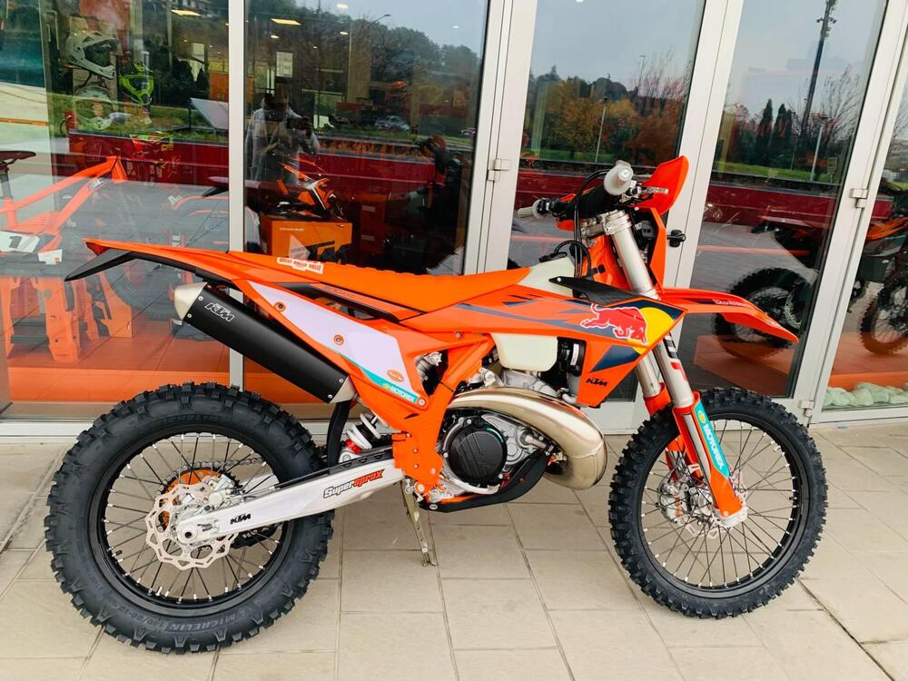 KTM 300 EXC Champion Edition (2025) (2)