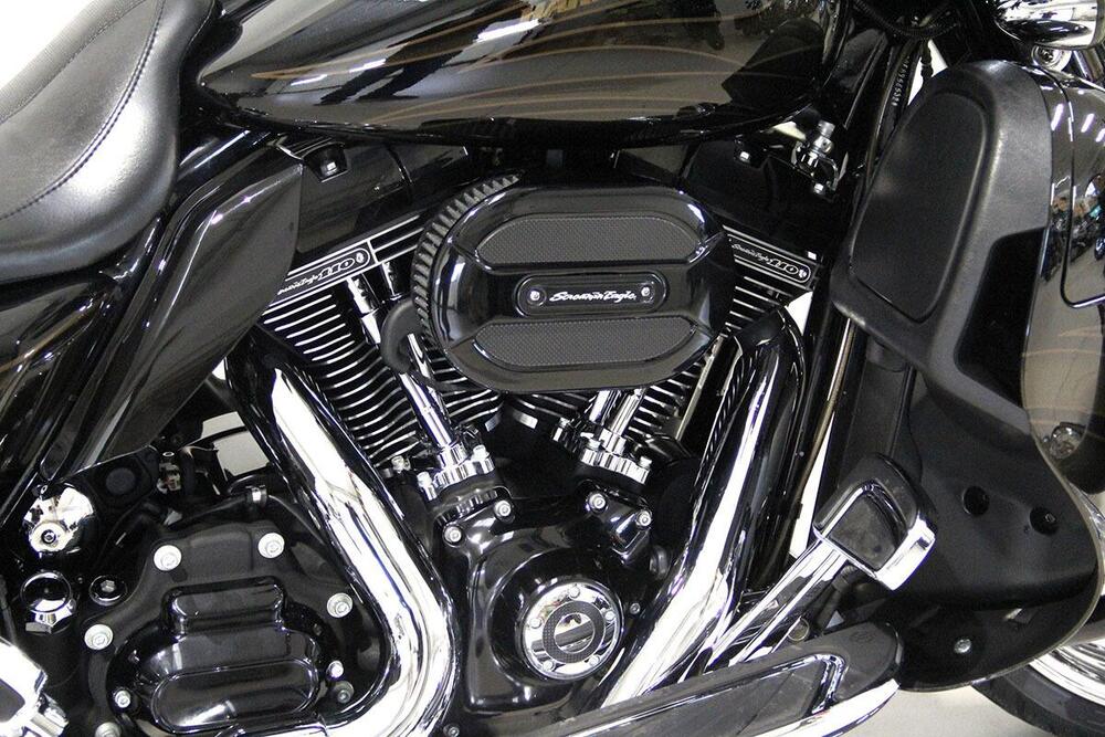 Harley-Davidson 1800 Street Glide (2014 - 15) - FLHXSE (5)